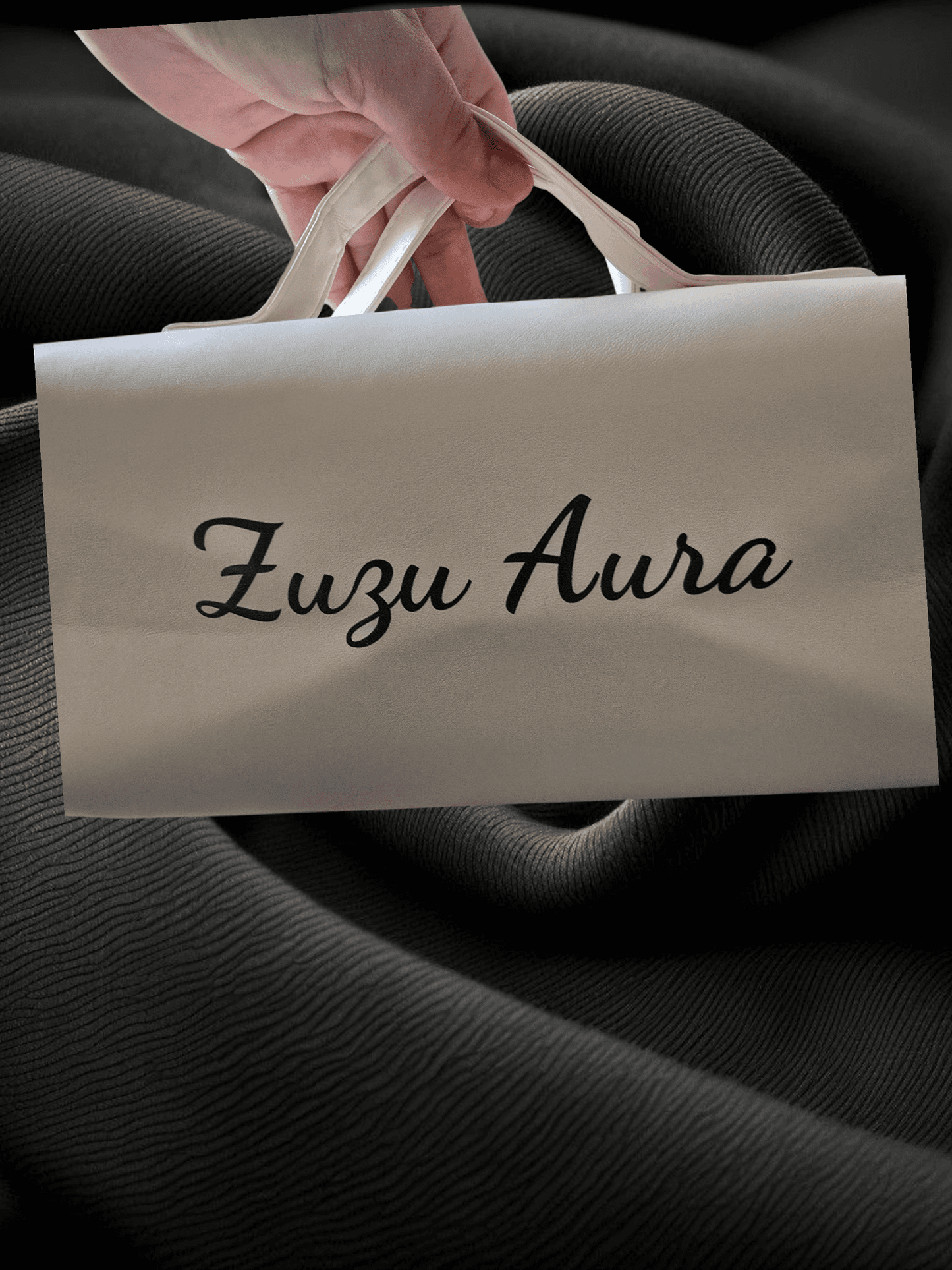 Zuzu Aura Shopping Bag with Elegant Design for the Detachable Cosmetic Case Set