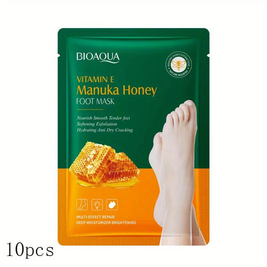 Zuzu Aura vitamin e moisturizing foot mask with manuka honey for nourishing and hydrating feet