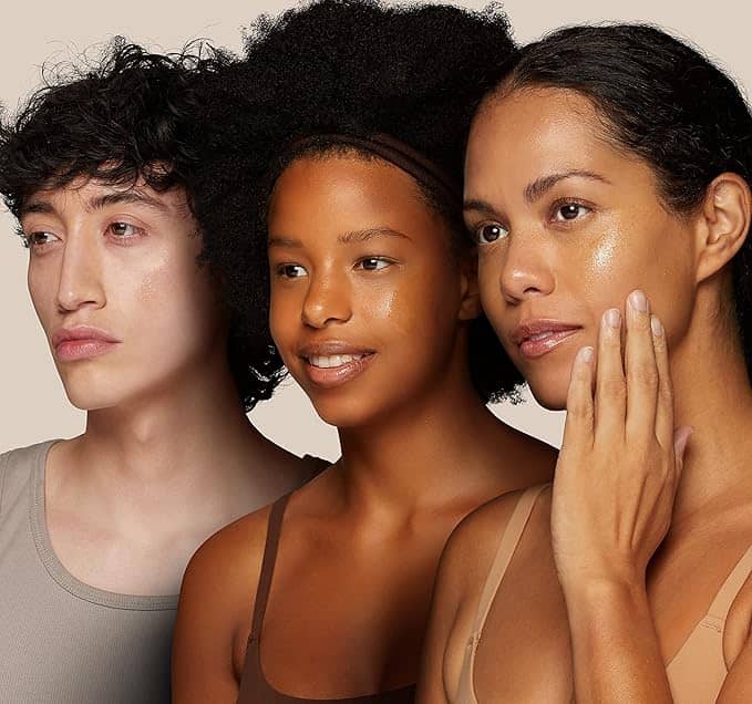 Zuzu Aura Cleanser for all skin types, effective makeup remover with hydrating ingredients